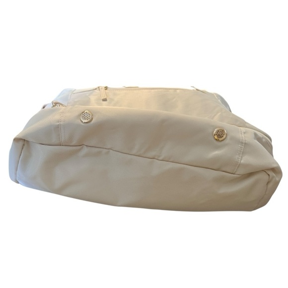 $15 (ππΌππ πΎππΌππΎπ)ETRONIK BIEGE GYM/USB DUFFEL BAG - Picture 16 of 16